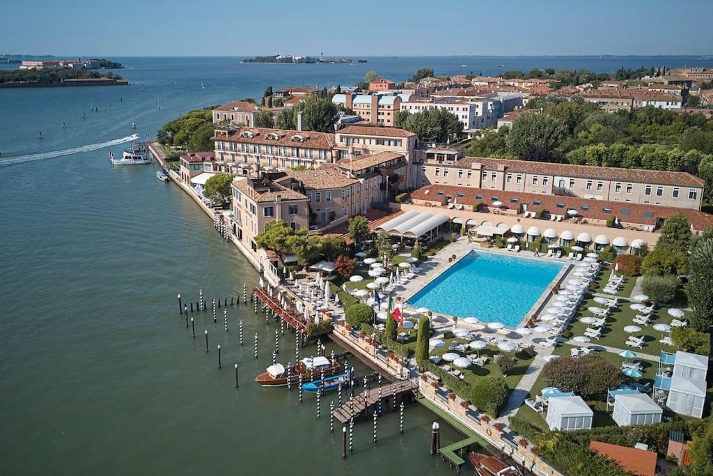 Apartamento Ca' Ferrando, Brand New Apartment, Experienced Host! Venecia
